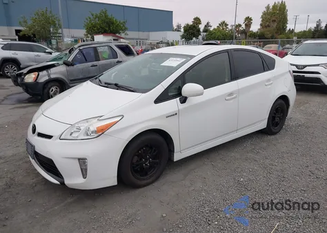 2015 Toyota Prius Two z USA, uszkodzony, nr VIN JTDKN3DU9F1927042